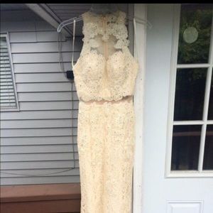 Occasional gown shipped from Italy